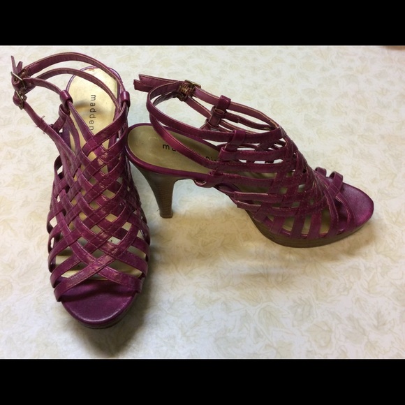 Shoes - Picture 5 of 5